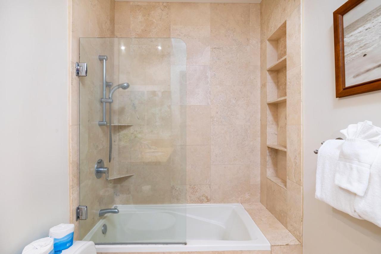 Apartamento Upscale Penthouse With Ocean Views - Free Parking Honolulu Exterior foto