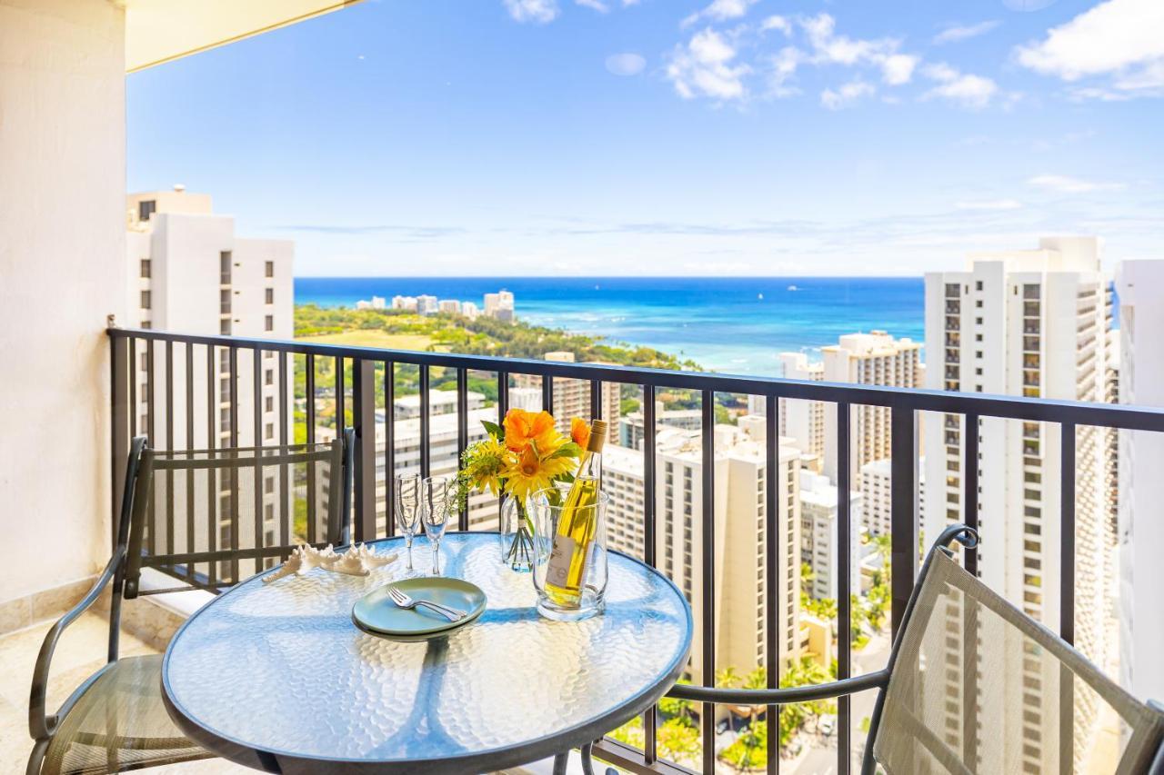 Apartamento Upscale Penthouse With Ocean Views - Free Parking Honolulu Exterior foto