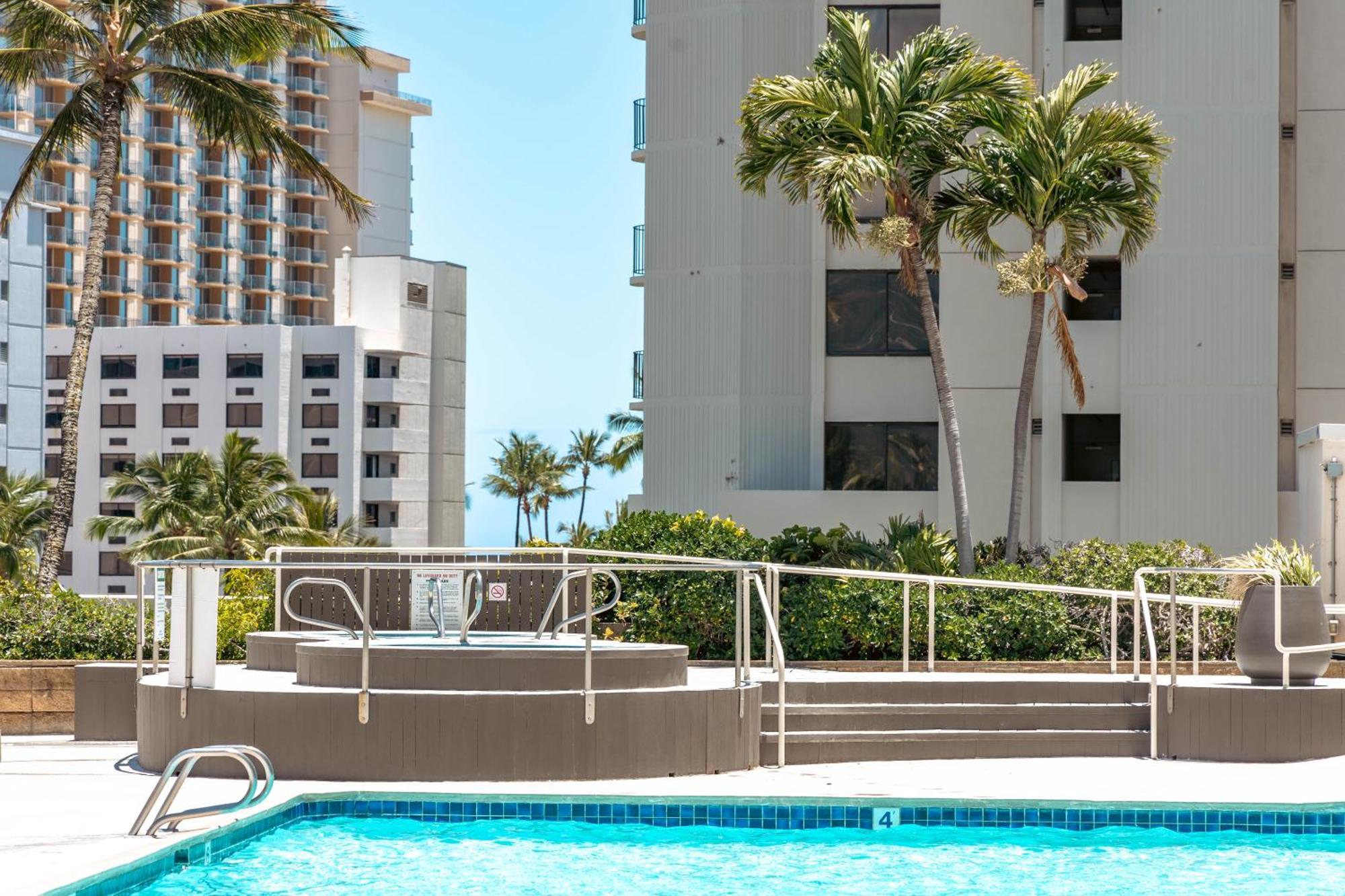 Apartamento Upscale Penthouse With Ocean Views - Free Parking Honolulu Exterior foto